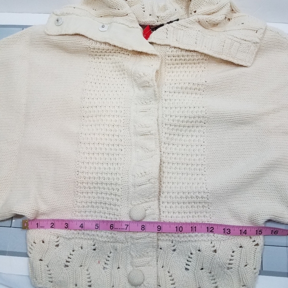 Heather B Cream Cropped Sweater S - Picture 3 of 10